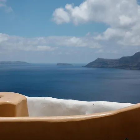 Annouso With Hot Tub By Caldera * Oia