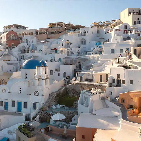 Annouso With Hot Tub By Caldera