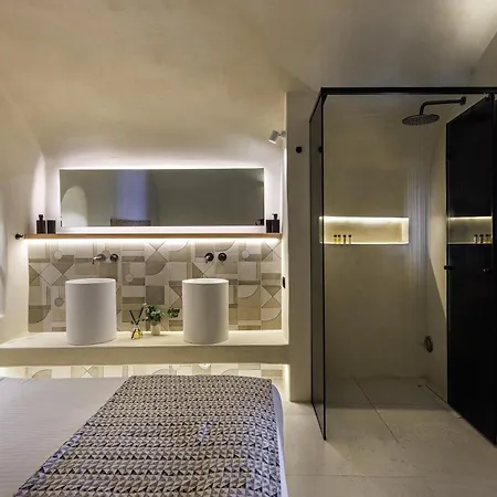 Annouso With Hot Tub By Caldera * Oia (Santorini)