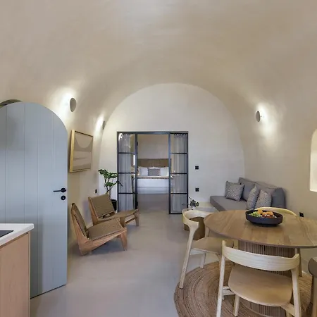 Annouso With Hot Tub By Caldera * Oia (Santorini)