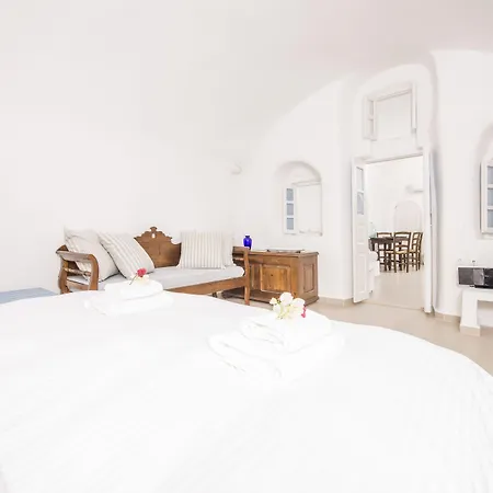 Annouso With Hot Tub By Caldera Villa