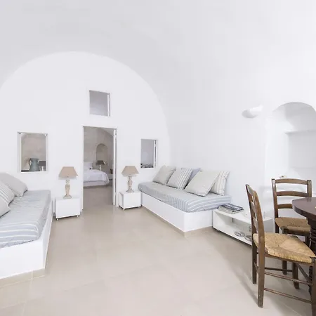 Villa Annouso With Hot Tub By Caldera