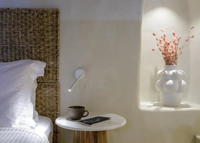 Annouso With Hot Tub By Caldera * Oia