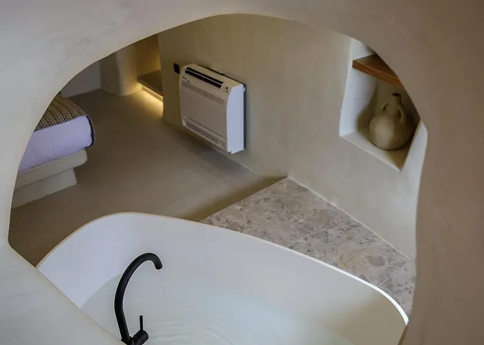 Annouso With Hot Tub By Caldera *