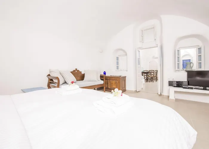 Annouso With Hot Tub By Caldera Villa