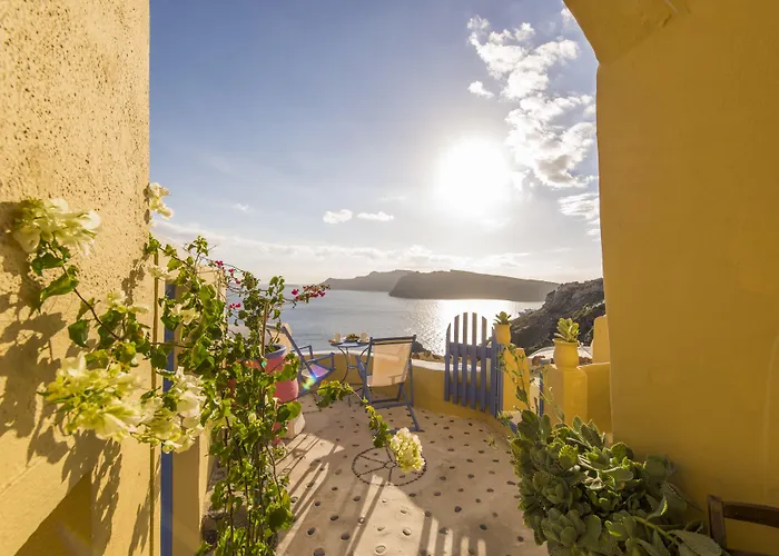 Villa Annouso With Hot Tub By Caldera Oia