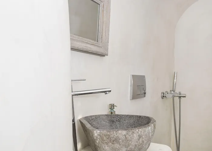 Annouso With Hot Tub By Caldera