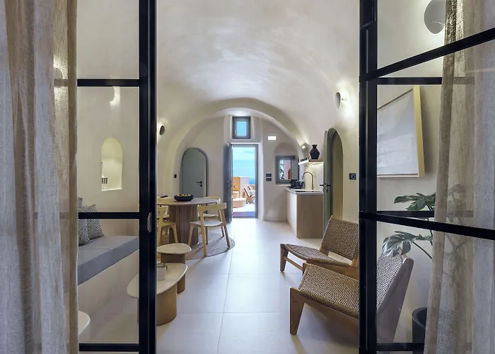 Villa Annouso With Hot Tub By Caldera *