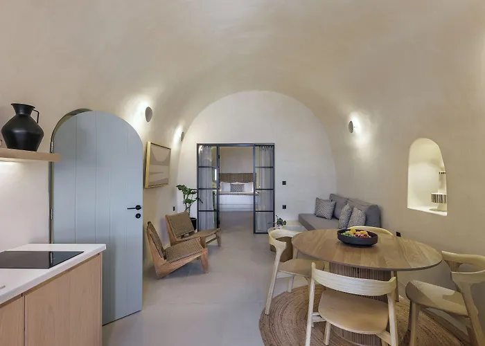 Villa Annouso With Hot Tub By Caldera *