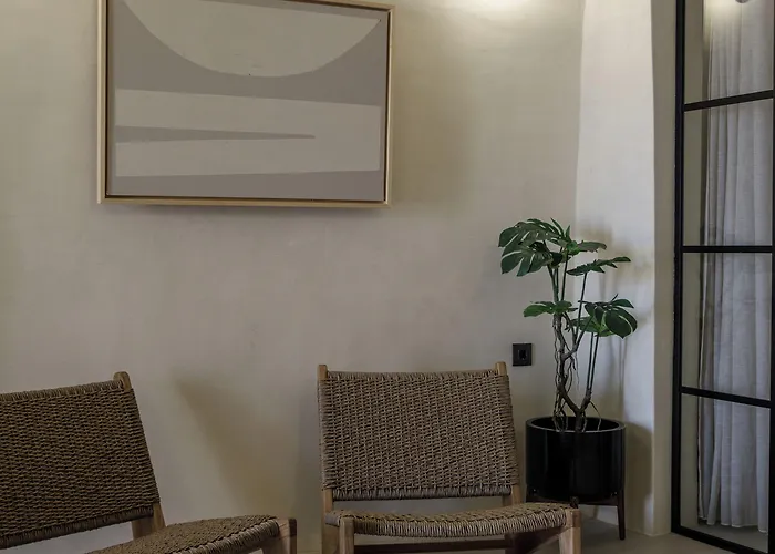 Villa Annouso With Hot Tub By Caldera Oia