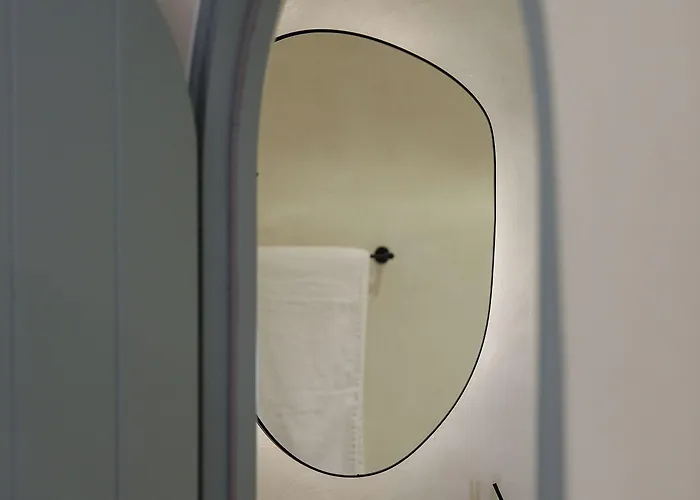 Villa Annouso With Hot Tub By Caldera *