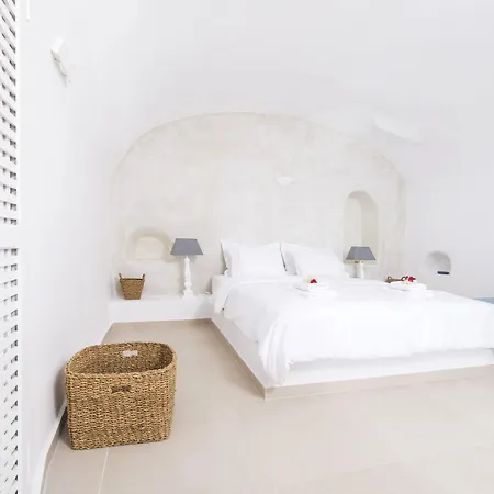 Annouso With Hot Tub By Caldera Villa